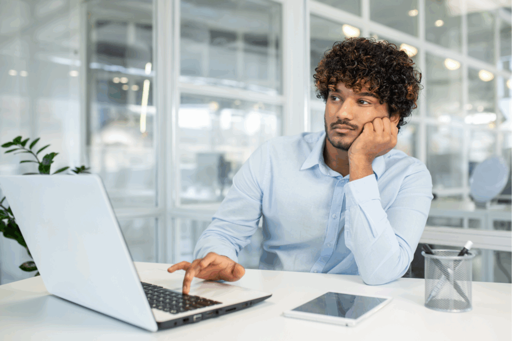 Job Hugging: Why Retention Isn't a Sign of Fit | Boutique Recruiting