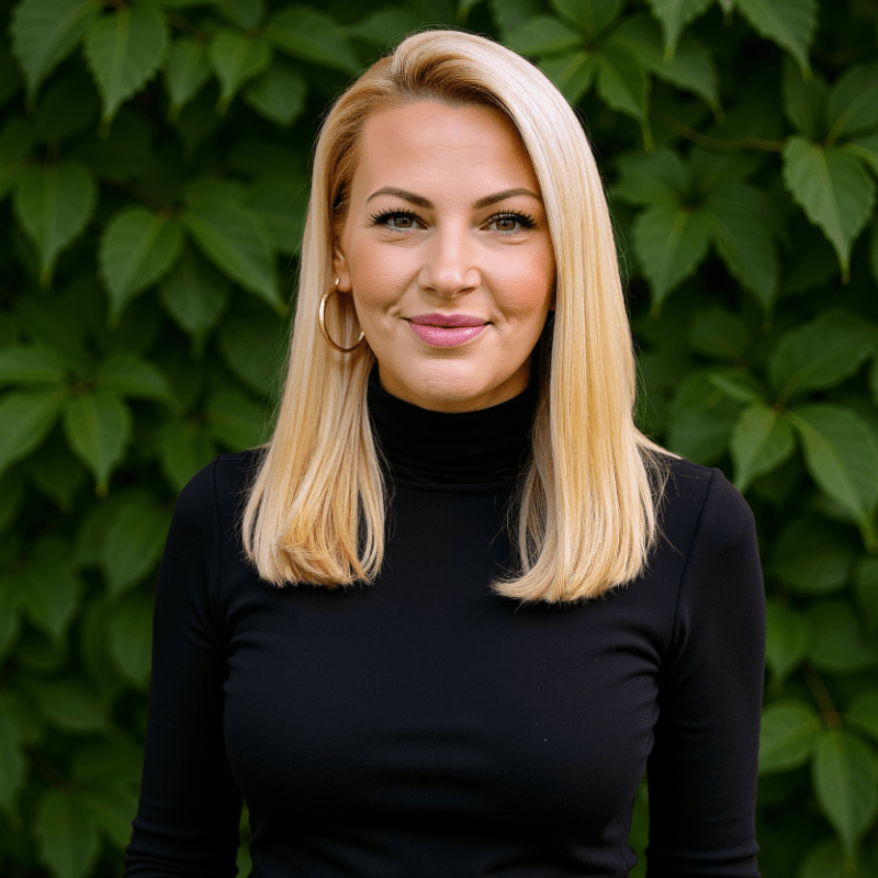 Portrait image of Katie Locke