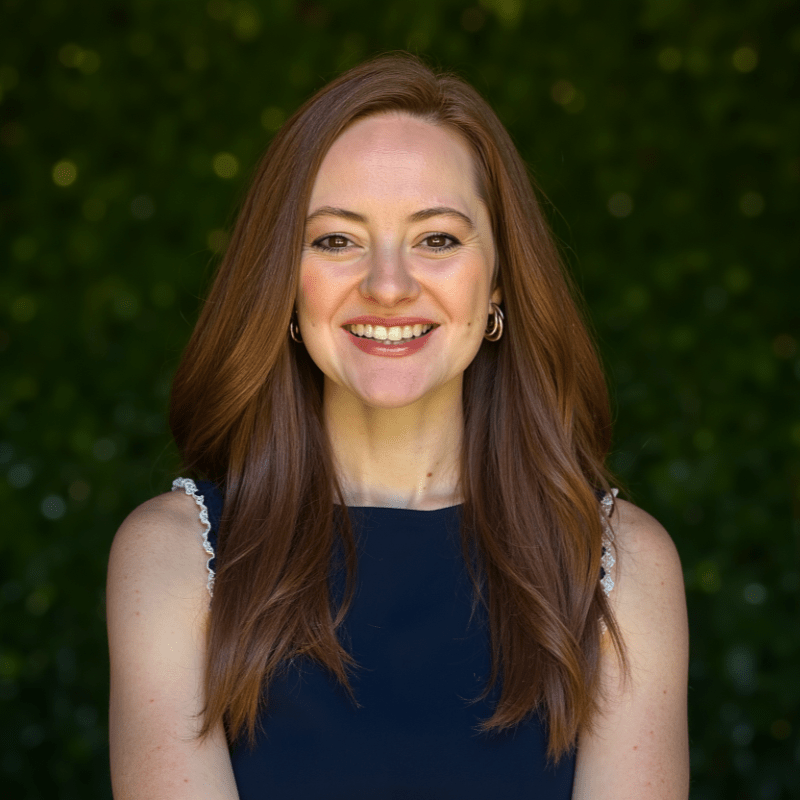 Portrait image of Sara Smith